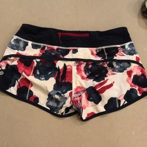 Lulu shorts